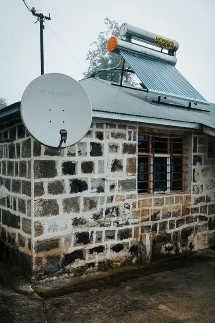 Rural off-grid home that could replace oil heating with a heat pump